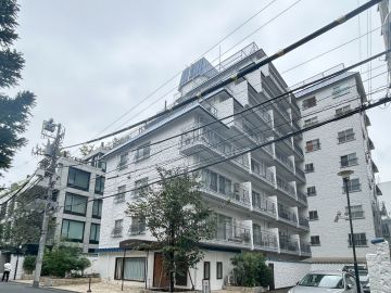 港区北青山の賃貸物件/レトロな趣に愛着を乗せて