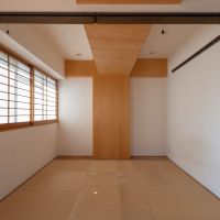 小金井市本町の賃貸物件/リビングスペースから一段上がった和室