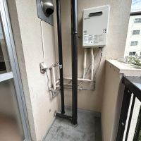 世田谷区駒沢の賃貸物件/洗濯機置場はバルコニー、その場で干せるのはラクチンです