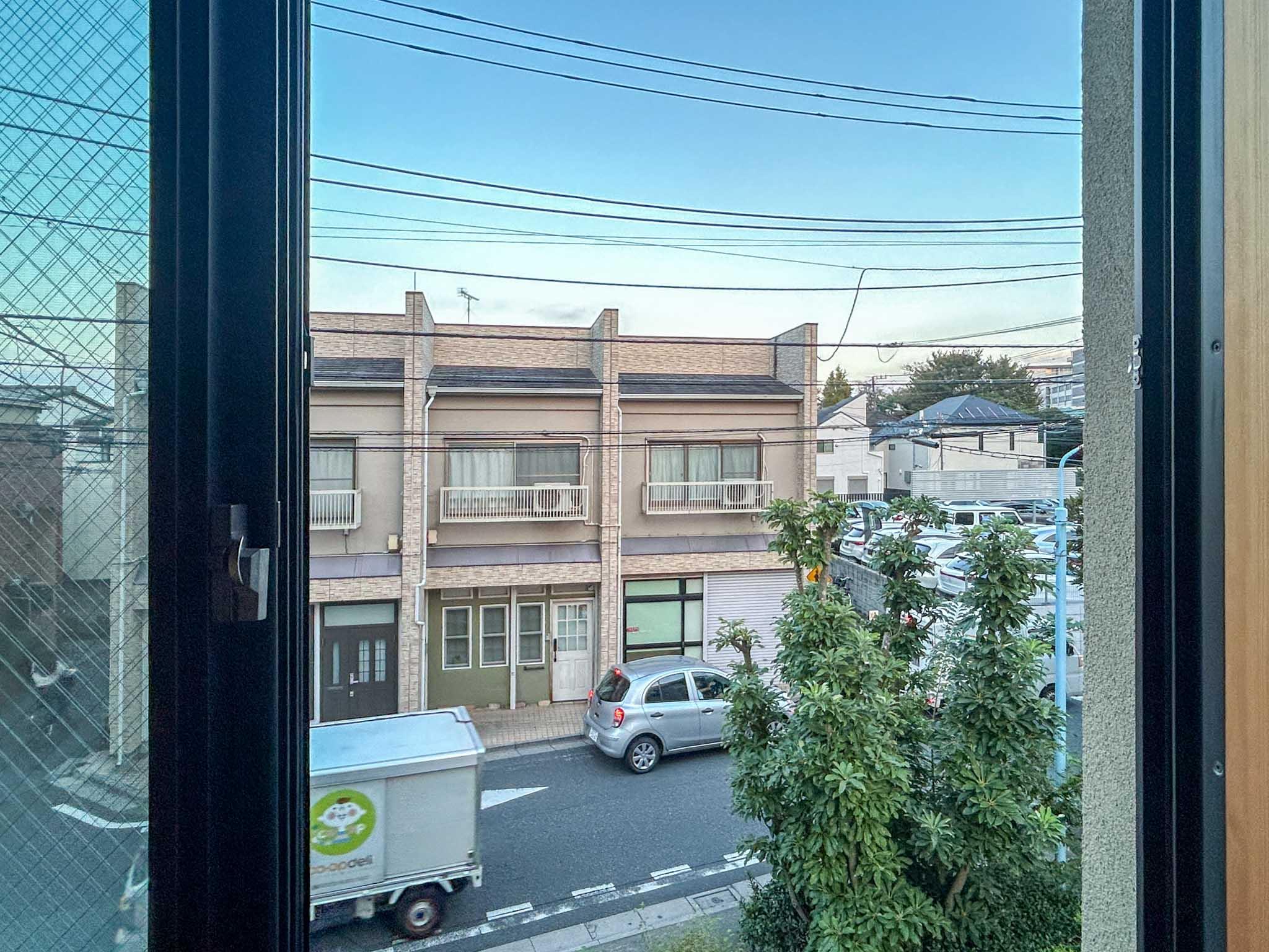 杉並区下高井戸の賃貸物件/リビングからみる東側の景色