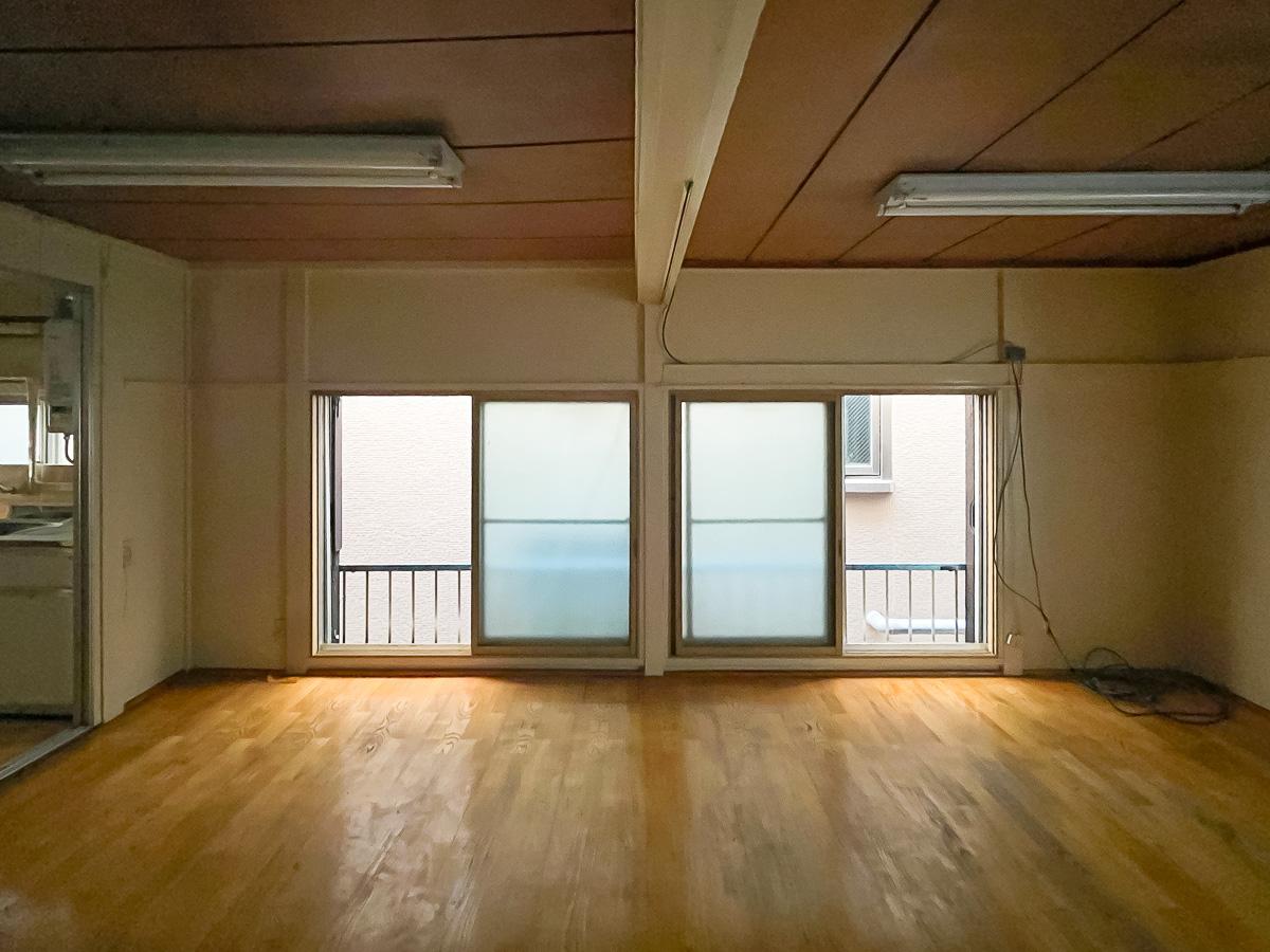 品川区広町の賃貸物件/2階はフローリング貼り。天高はだいぶ低めです