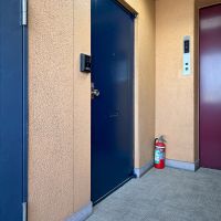 目黒区大橋の賃貸物件/エレベーターを降りてすぐのお部屋です