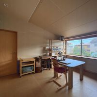 練馬区大泉学園町の売買物件/2階の壁は石膏ボードの下地のまま仕上げをせずに使っています