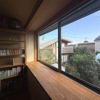 練馬区大泉学園町の売買物件/出窓からは抜けるような青空