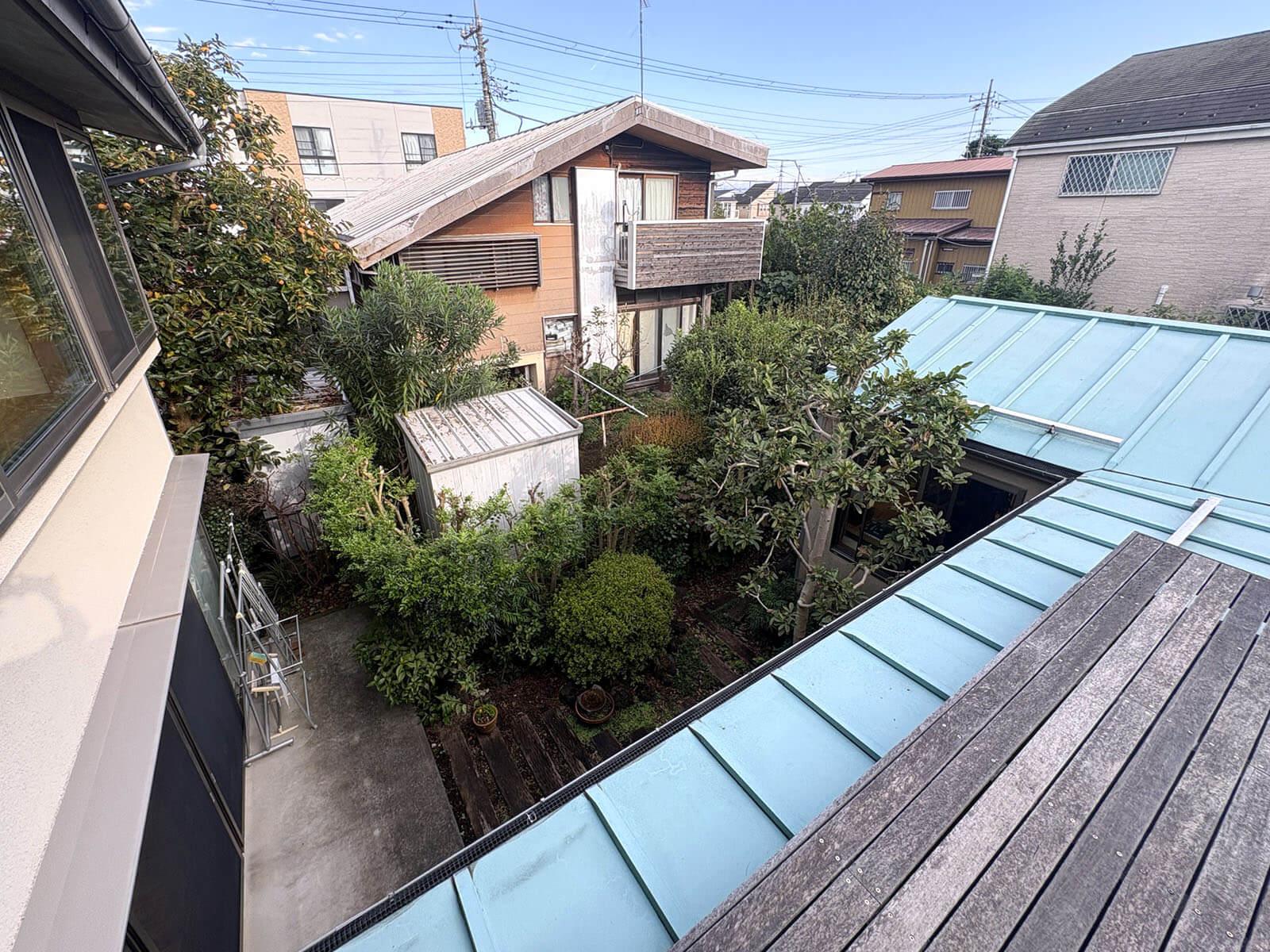 練馬区大泉学園町の売買物件/敷地をゆったり使ってこの家の中心に据えられた庭