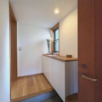 練馬区大泉学園町の売買物件/海外のように来客を歓迎する意味もある内開きの玄関