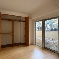 目黒区東が丘の賃貸物件/6畳洋室：クローゼットも十分な容量です