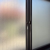 世田谷区宮坂の賃貸物件/リビングの窓は全て二重サッシ。道路からの音に配慮されています