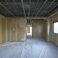 世田谷区代沢の賃貸物件/廊下側を見た視点