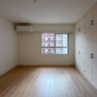 渋谷区代官山町の賃貸物件/別角度。ベッドのほかに、小さなデスク等もおけそうなサイズ