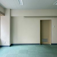 台東区東上野の賃貸物件/個室側をみる
