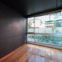 調布市若葉町の売買物件/1階の洋室