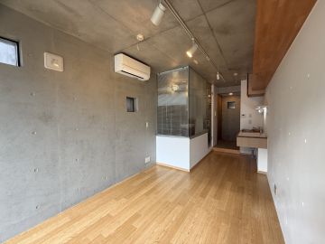 横浜市西区御所山の賃貸物件/路地裏デザイナーズ
