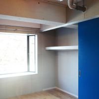 横浜市中区山手町の賃貸物件/収納は深めのものが一つ。天窓もついています
