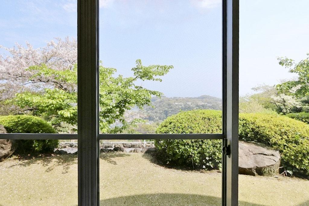 静岡県伊東市川奈の売買物件/1階：入口すぐのスペースからの景色（写真はスケルトン解体前の前回募集時のもの）