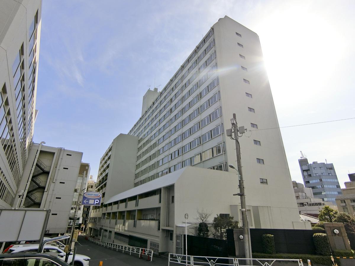 渋谷区神宮前の賃貸物件/大きく、迫力のある外観