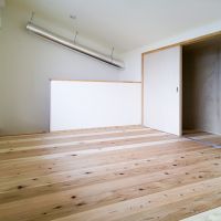 足立区六町の賃貸物件/2階も無垢材を使用
