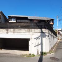 埼玉県入間市大字野田の賃貸物件/建物の下に駐車場スペース