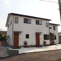 横浜市青葉区美しが丘の賃貸物件/真ん中の扉がご紹介の住戸