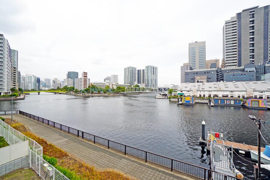 品川区東品川の賃貸物件/対岸にはT.Y.HARBOR。開放的な景色