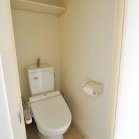 目黒区中目黒の賃貸物件/トイレ
