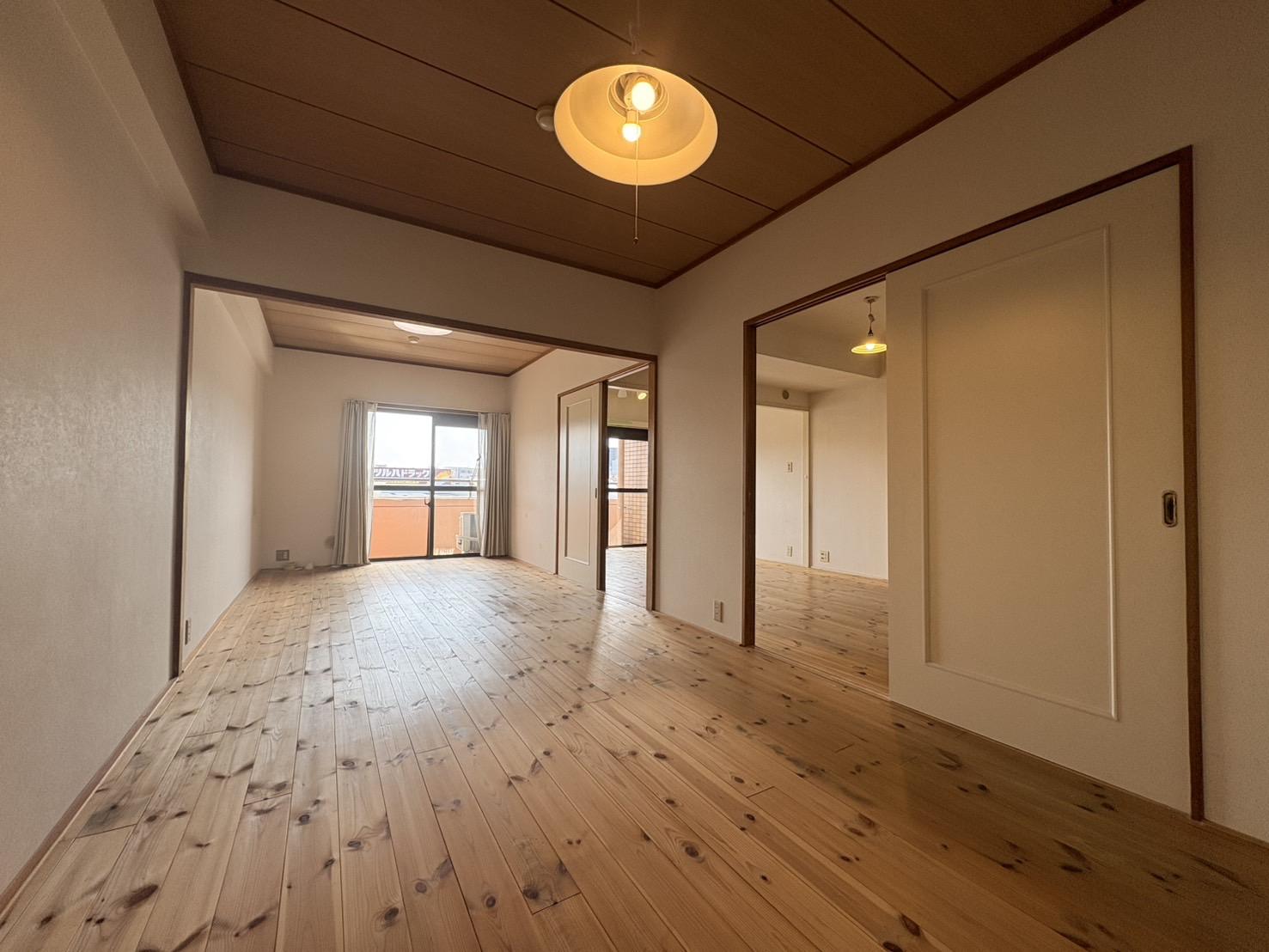 山形県山形市緑町の売買物件/思い切って更に壁を取り払ってしまうのも面白いかも。