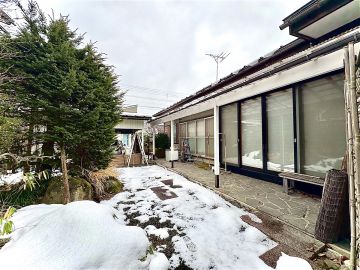 山形県山形市鈴川町の売買物件/経年美を愉しむ平屋