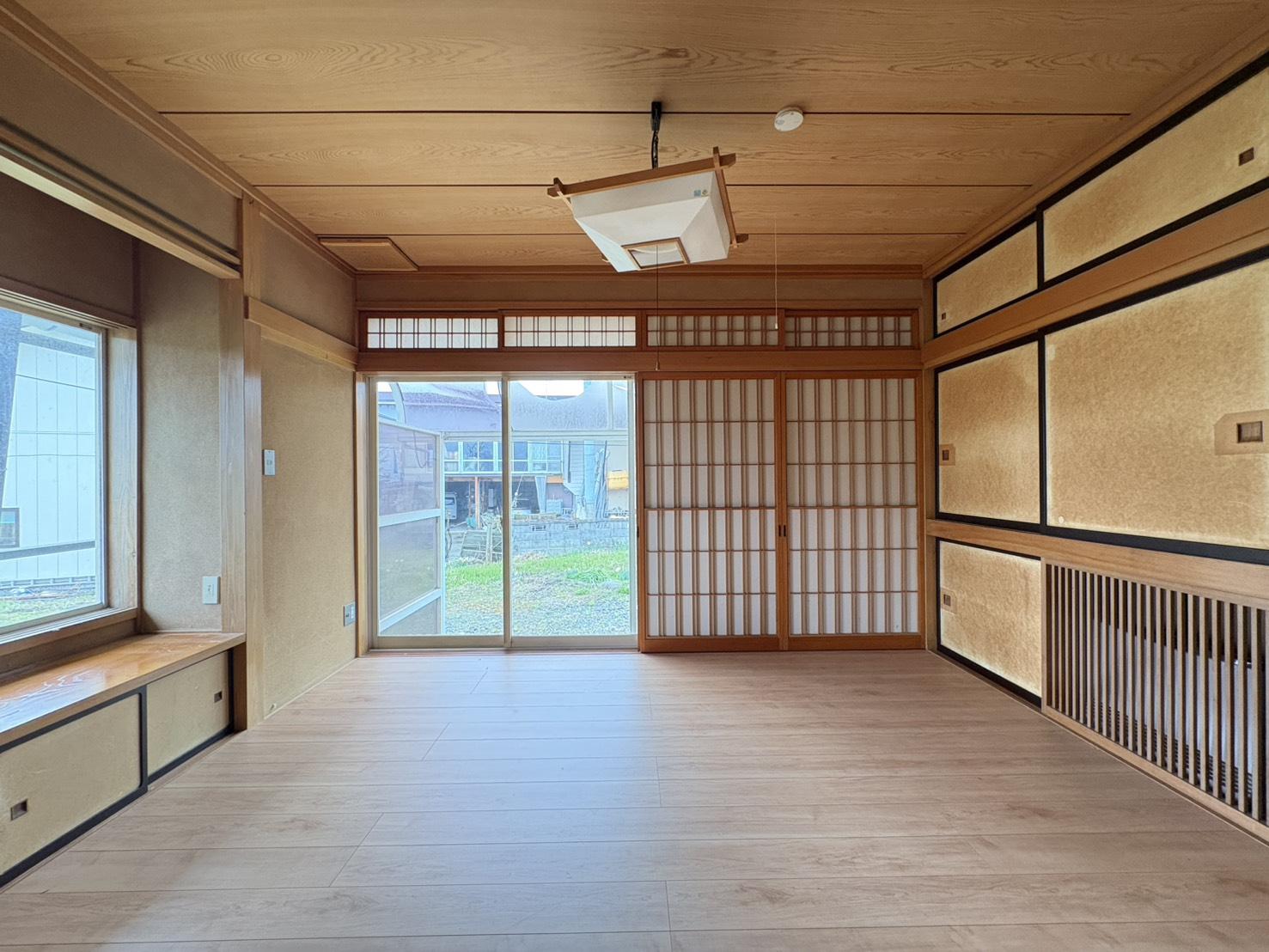 山形県村山市の売買物件/洋室。和の記憶を残しながら、今の暮らしに寄り添います。