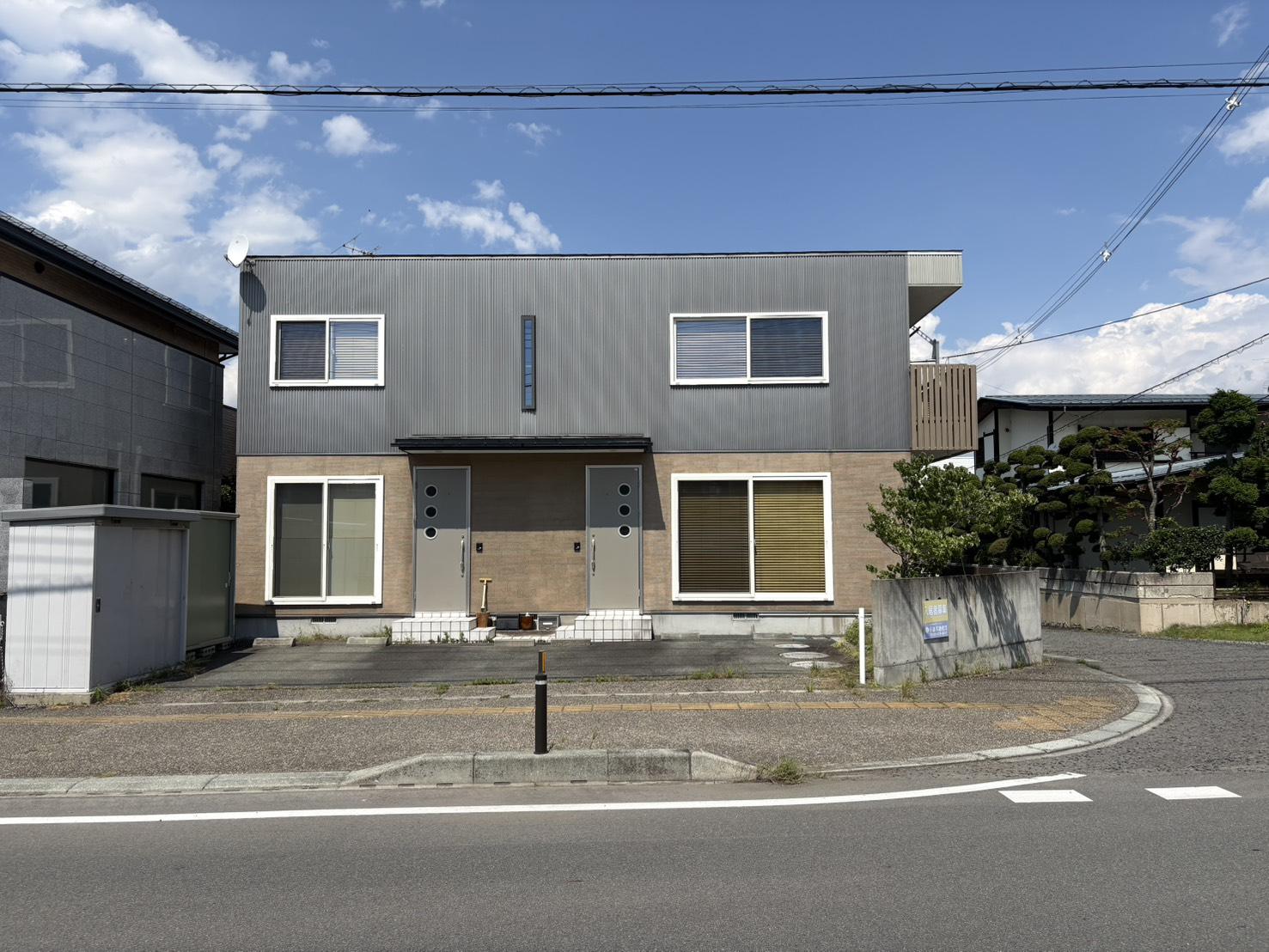 山形市大字黒沢の賃貸物件/一見普通のこの建物。実は、温泉出ます。